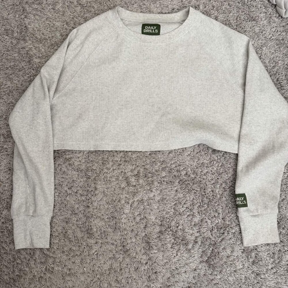 Daily Drills Cropped Long Sleeve